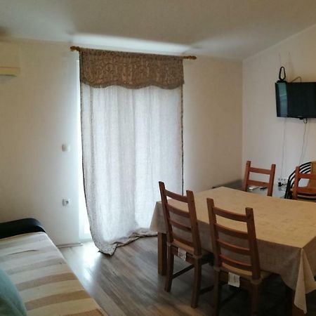 Apartments Sadina Skradin Exterior photo